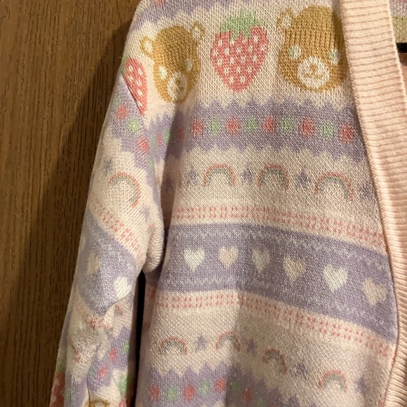 Hot Topic - Picture 6 of 9